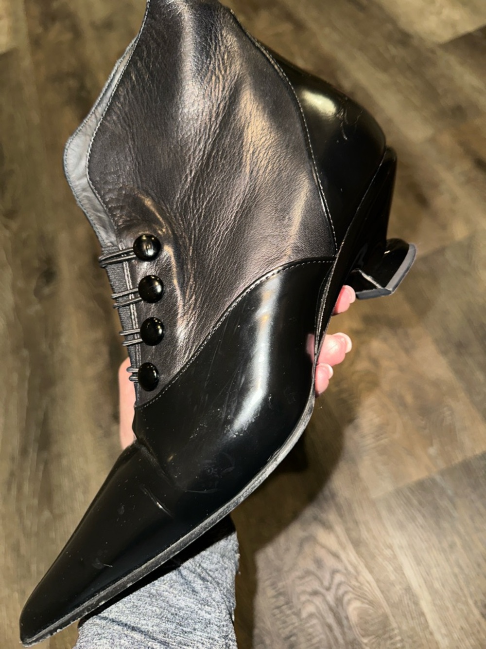 Rare John Fluevog Size 9 Pointed Lace-Up Black Patent Ankle Boots - - Picture 16 of 17